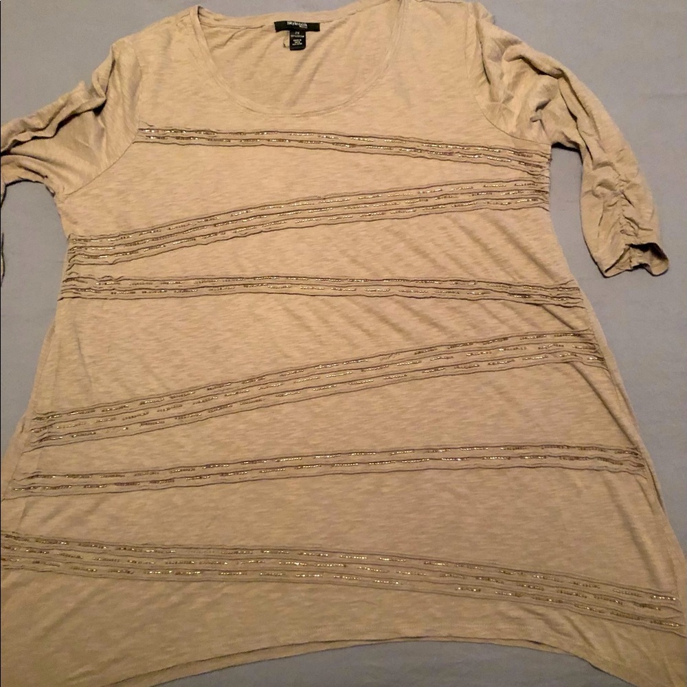 Women’s Style & Co Size 2X three quarter sleeve, shark tail length top